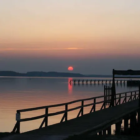 Апартаменты Tim's Huus Strandbrise Гельтинг