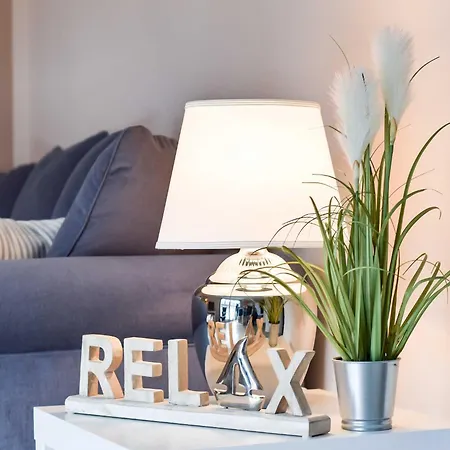 Tim's Huus Strandbrise Апартаменты Гельтинг