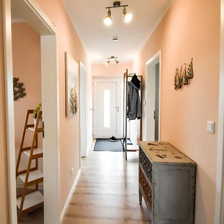 Tim's Huus Strandbrise Апартаменты